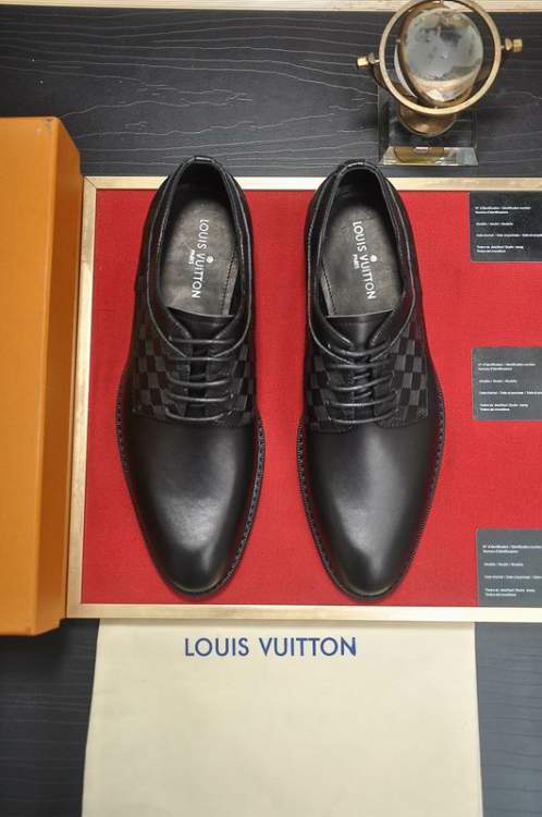 Picture of Louis Vuitton Shoes _SKULVsz38-45hnh087614719